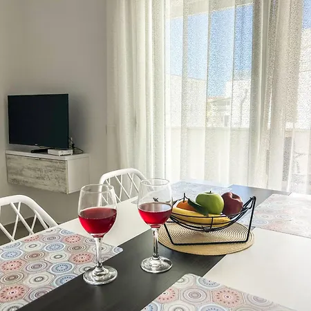 Apartment 1 Bedroom 816